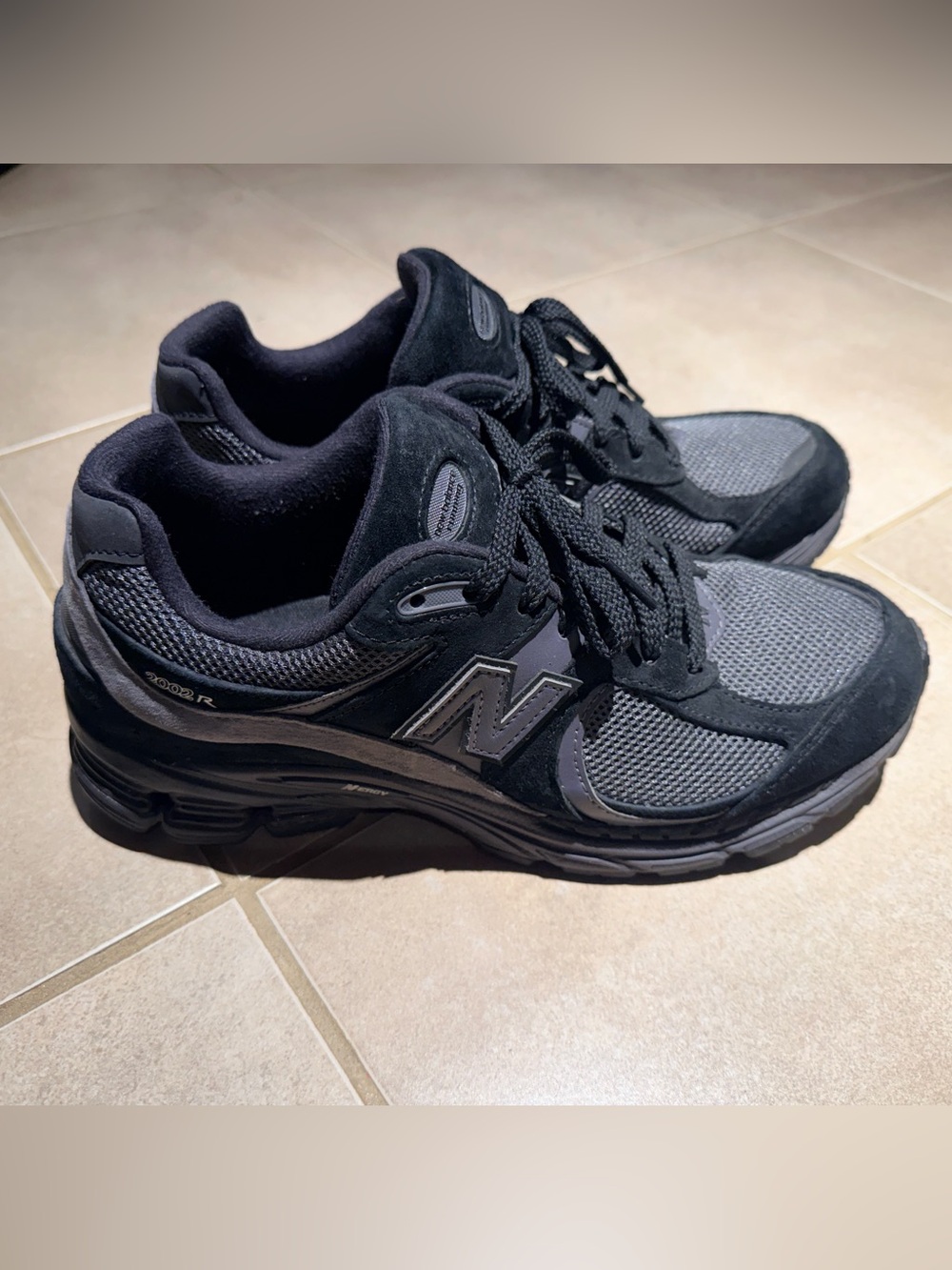 New Balance 2002R black like new worn only a couple times